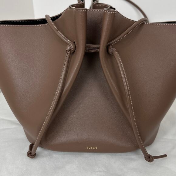 Yuzefi Mochi Large Tote Bag Brown Leather Designer Contemporary Minimalist - Picture 4 of 16